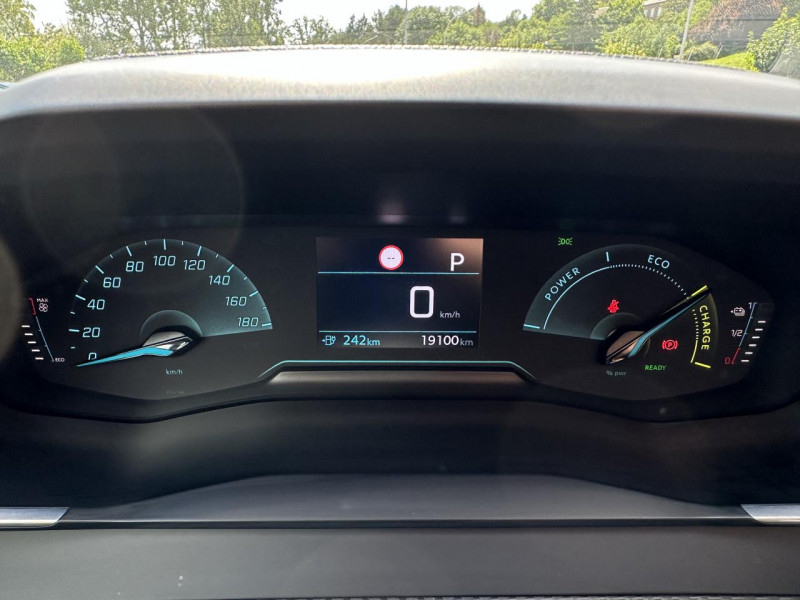 Photo 20 de l'offre de PEUGEOT 208 E-- 136 ACTIVE GPS   CLIM à 24990€ chez Triplo auto