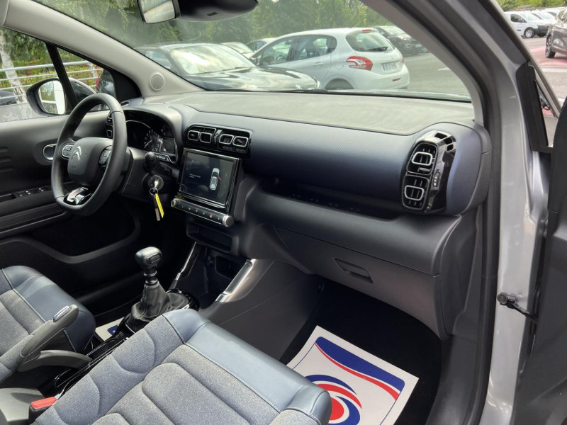 Photo 35 de l'offre de CITROEN C3 AIRCROSS 1.2 PURETECH - 110 S&S SHINE GPS   CAMERA AR à 20990€ chez Triplo auto