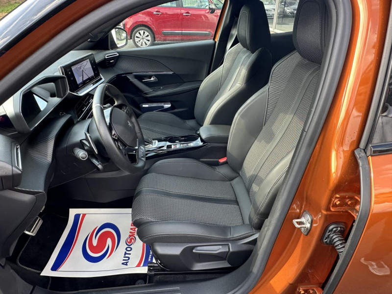 Photo 9 de l'offre de PEUGEOT 2008 1.2I PURETECH S&S - 130 BVA GT GPS   CLIM à 27990€ chez Triplo auto