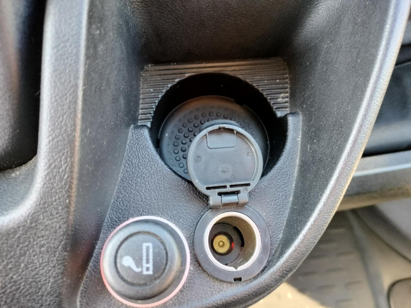 Photo 50 de l'offre de CITROEN JUMPER III CLUB 2.0 BHDI 110 CLIM TVA à 21990€ chez Triplo auto