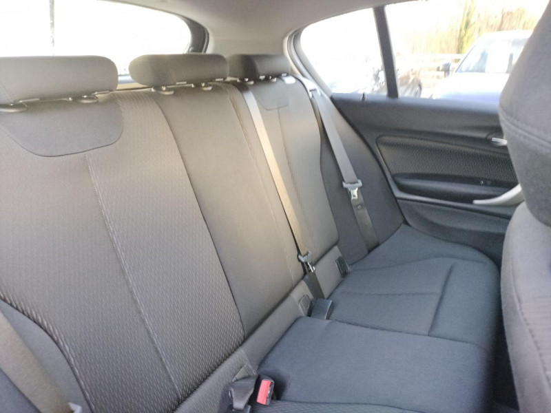 Photo 10 de l'offre de BMW SERIE 1 116I LOUNGE GPS   CLIM à 17990€ chez Triplo auto