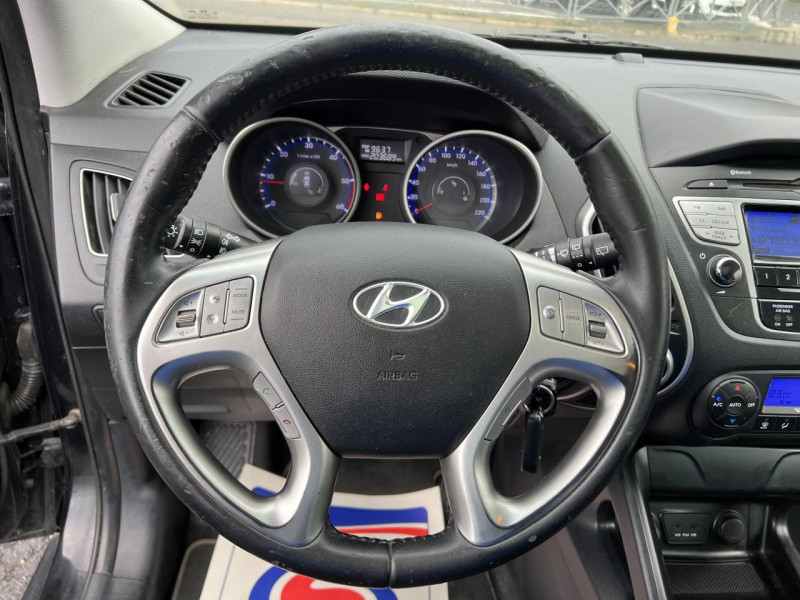 Photo 48 de l'offre de HYUNDAI IX35  2.0 CRDI - 136 4X4 PACK EDITION   ATTELAGE à 7990€ chez Triplo auto