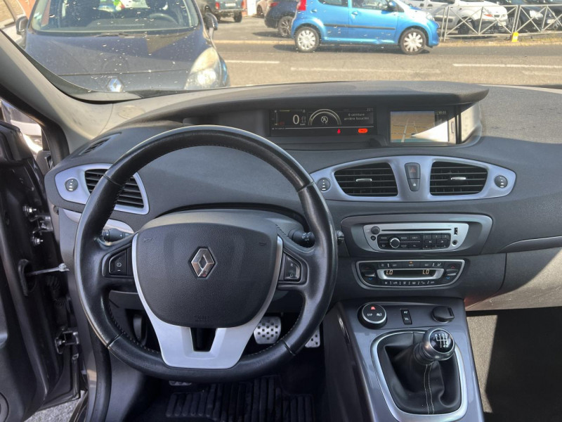 Photo 14 de l'offre de RENAULT SCENIC XMOD 1.5 DCI 110 BUSINESS GPS à 8490€ chez Triplo auto