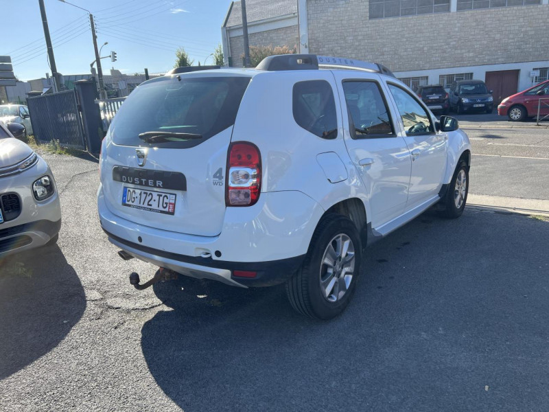 Photo 5 de l'offre de DACIA DUSTER 1.5 DCI FAP - 110 4X4 PRESTIGE GPS   CLIM   ATTELAGE à 13990€ chez Triplo auto