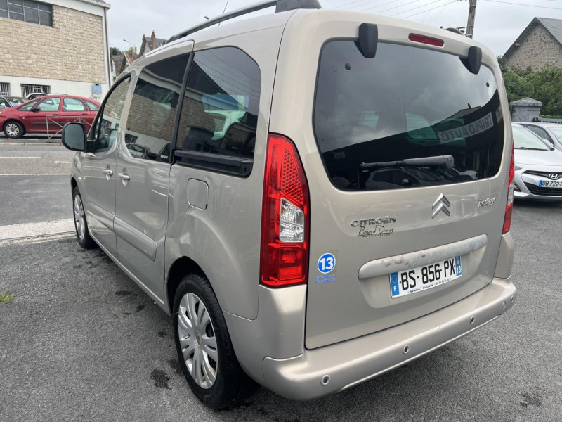 Photo 24 de l'offre de CITROEN BERLINGO 1.6 HDI FAP - 115  COLLECTION CLIM   RADAR AR à 8990€ chez Triplo auto