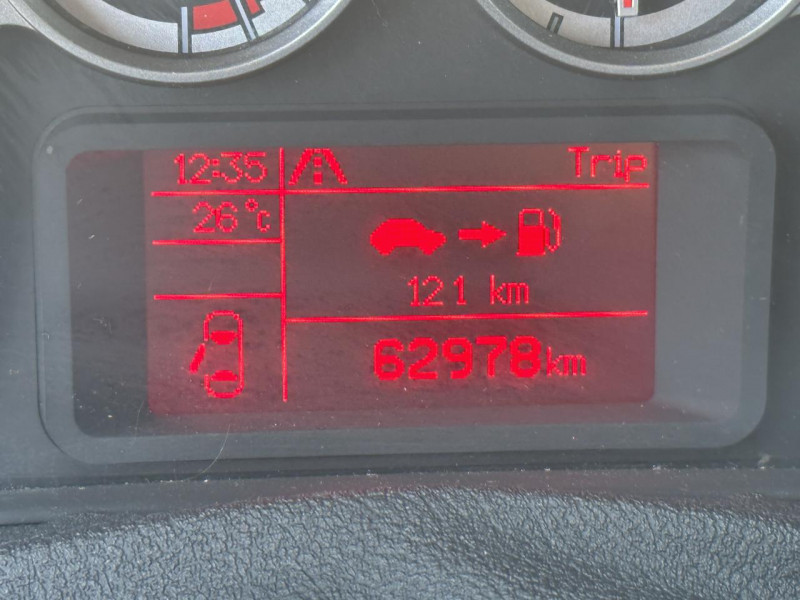 Photo 20 de l'offre de ALFA ROMEO MITO 1.3 JTDM - 95 S&S SUPER   CLIM à 12490€ chez Triplo auto