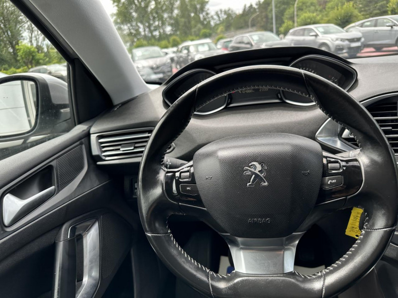 Photo 16 de l'offre de PEUGEOT 308 SW 1.6 BLUEHDI S&S - 120 STYLE GPS   ATTELAGE à 12990€ chez Triplo auto