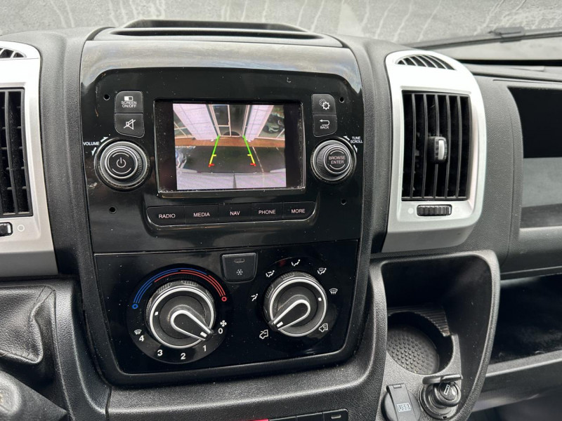 Photo 23 de l'offre de FIAT DUCATO 3.3 M H2 2.3 MULTIJET - 130 PACK PRO NAV TVA RéCUPéRABLE à 22990€ chez Triplo auto