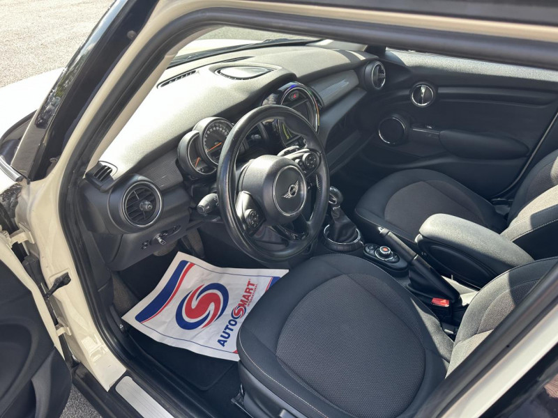 Photo 10 de l'offre de MINI MINI 1.5I - 136 - BVA COOPER GPS   RADAR AR à 19990€ chez Triplo auto
