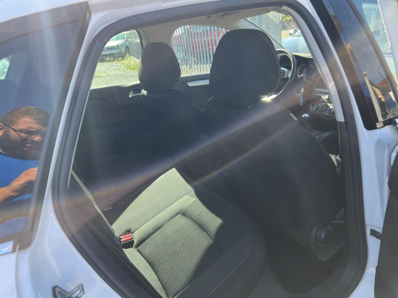Photo 31 de l'offre de CITROEN C4 1.6 HDI - 90 MILLENIUM GPS   CLIM   ATTELAGE à 10990€ chez Triplo auto