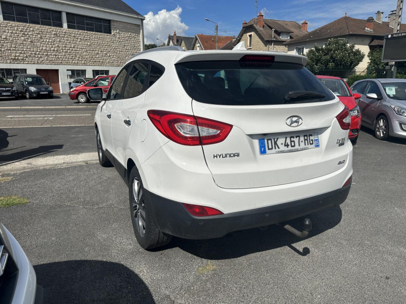 Photo 22 de l'offre de HYUNDAI IX35 2.0 CRDI - 136 4X4 PACK PREMIUM LIMITED TOIT OUVRANT   ATTELAGE à 13990€ chez Triplo auto