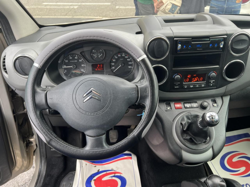 Photo 15 de l'offre de CITROEN BERLINGO 1.6 HDI FAP - 115  COLLECTION CLIM   RADAR AR à 8990€ chez Triplo auto
