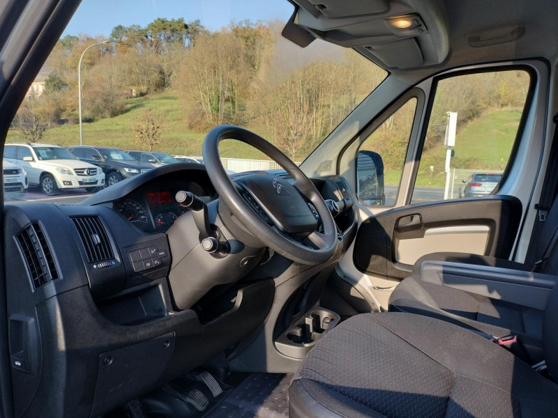 Photo 40 de l'offre de CITROEN JUMPER III CLUB 2.0 BHDI 110 CLIM TVA à 21990€ chez Triplo auto