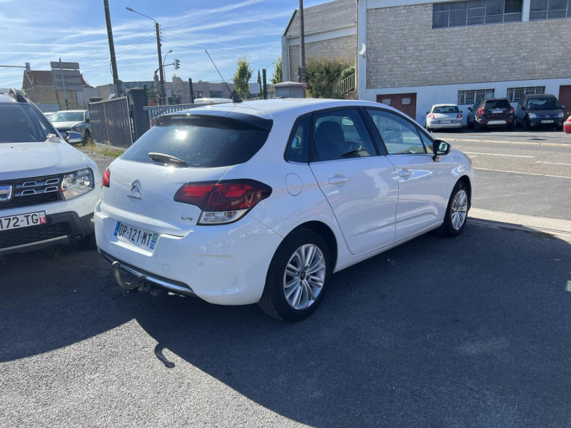 Photo 5 de l'offre de CITROEN C4 1.6 HDI - 90 MILLENIUM GPS   CLIM   ATTELAGE à 10990€ chez Triplo auto