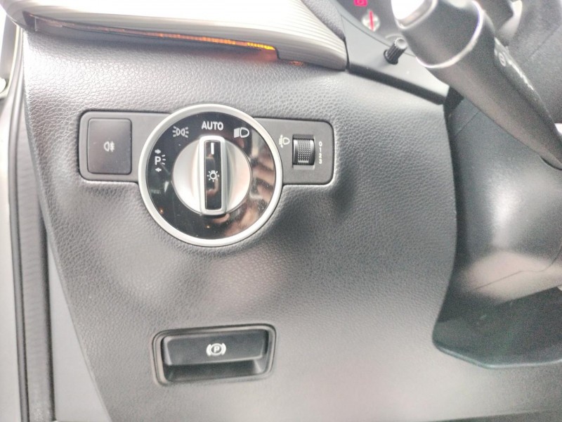 Photo 46 de l'offre de MERCEDES-BENZ CLASSE B B180D - BM 246-242 INSPIRATION GPS   CLIM à 14990€ chez Triplo auto