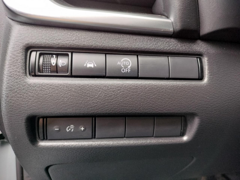 Photo 43 de l'offre de NISSAN QASHQAI 1.3 MILD HYBRID - 140  N-CONNECTA  à 28990€ chez Triplo auto