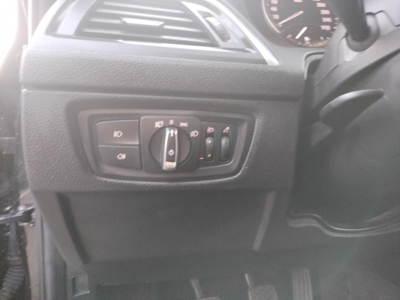 Photo 43 de l'offre de BMW SERIE 1 116I LOUNGE GPS   CLIM à 17990€ chez Triplo auto