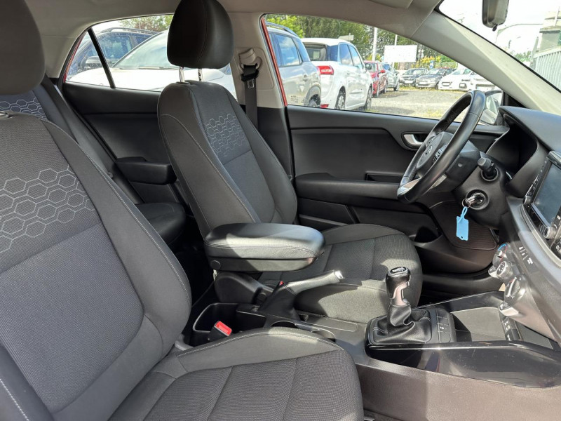 Photo 31 de l'offre de KIA RIO 1.0 T-GDI - 100 S&S PREMIUM CLIM   CAMERA AR à 13990€ chez Triplo auto