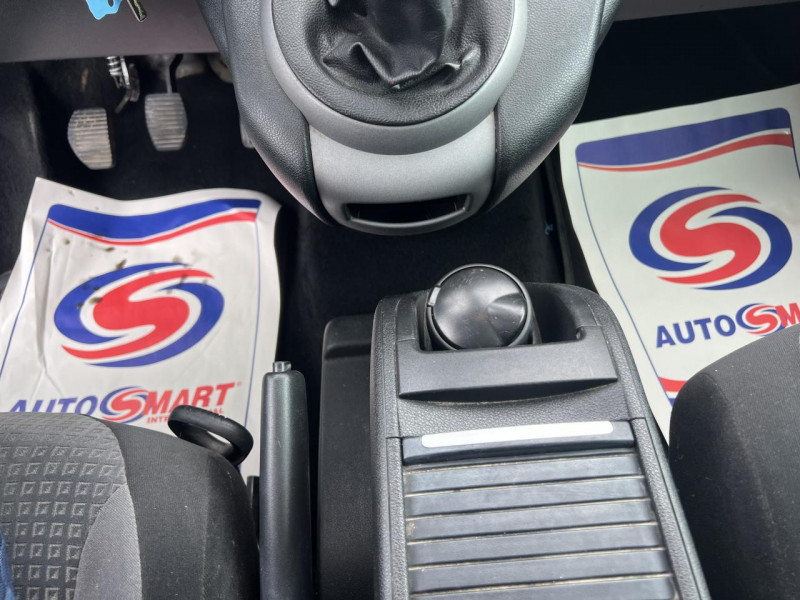 Photo 44 de l'offre de CITROEN BERLINGO 1.6 HDI FAP - 115  COLLECTION CLIM   RADAR AR à 8990€ chez Triplo auto