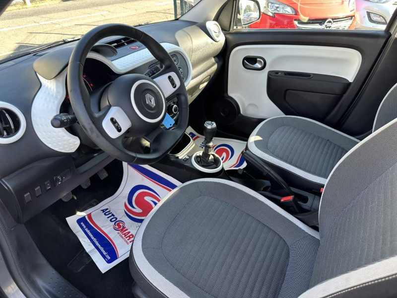 Photo 14 de l'offre de RENAULT TWINGO 0.9 TCE - 95 ZEN   CLIM à 11990€ chez Triplo auto