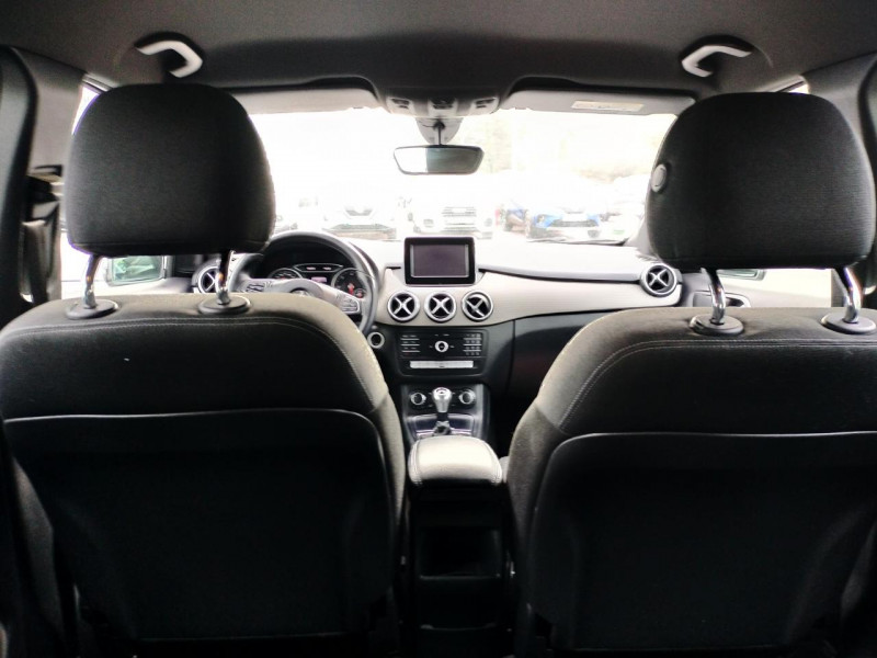 Photo 10 de l'offre de MERCEDES-BENZ CLASSE B B180D - BM 246-242 INSPIRATION GPS   CLIM à 14990€ chez Triplo auto