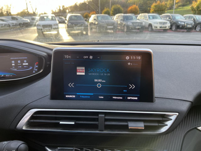 Photo 18 de l'offre de PEUGEOT 3008  2.0 BHDI S&S 150 ALLURE CLIM   ENTRETIEN à JOUR à 19990€ chez Triplo auto
