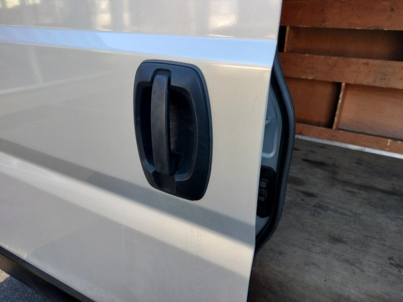 Photo 31 de l'offre de CITROEN JUMPER III CLUB 2.0 BHDI 110 CLIM TVA à 21990€ chez Triplo auto