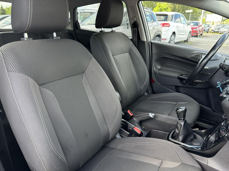Photo 12 de l'offre de FORD FIESTA 1.0 SCTI ECOBOOST - 100 S&S TITANIUM GPS   CLIM à 11490€ chez Triplo auto