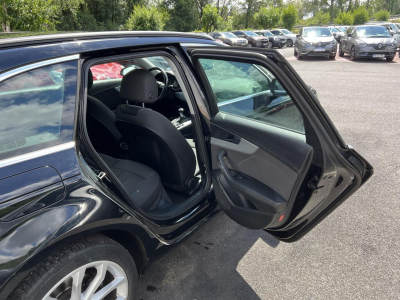 Photo 27 de l'offre de AUDI A4 AVANT 2.0 TDI - 150 BUSINESS LINE GPS   RADAR AR   ATTELAGE à 18490€ chez Triplo auto