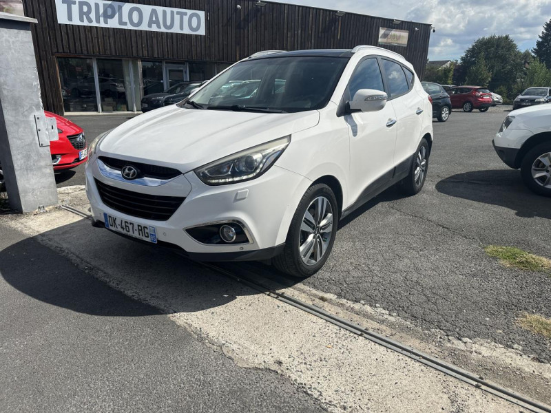 Photo 21 de l'offre de HYUNDAI IX35 2.0 CRDI - 136 4X4 PACK PREMIUM LIMITED TOIT OUVRANT   ATTELAGE à 13990€ chez Triplo auto
