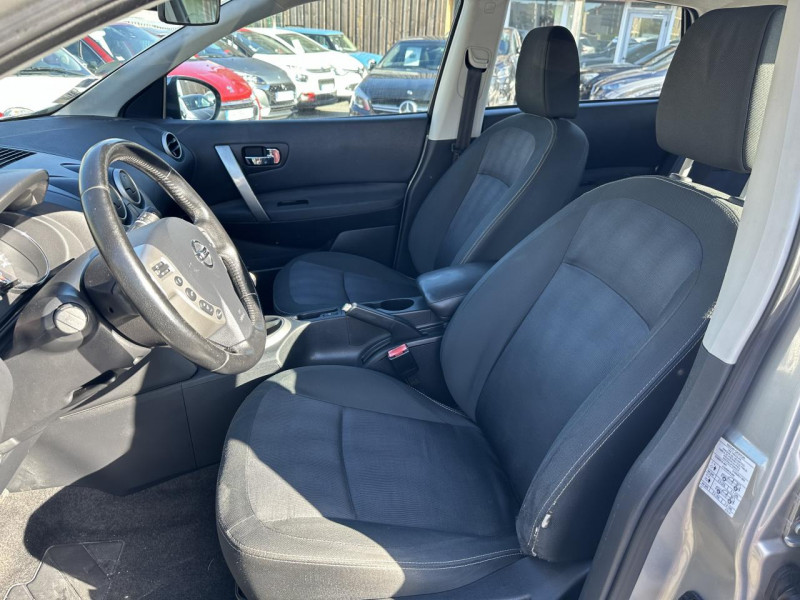 Photo 10 de l'offre de NISSAN QASHQAI 1.5 DCI 110 ACENTA   DISTRI OK à 9990€ chez Triplo auto