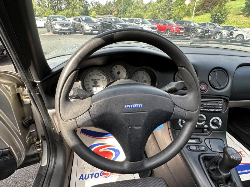 Photo 15 de l'offre de FIAT BARCHETTA 1.8I DéCAPOTABLE à 8990€ chez Triplo auto