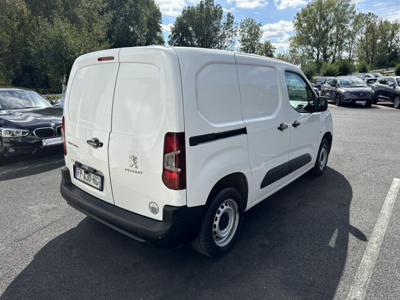 Photo 7 de l'offre de PEUGEOT PARTNER 650KG 1.5 BHDI S&S - 100 PREMIUM STANDARD CLIM   CAMERA AR0 à 13490€ chez Triplo auto