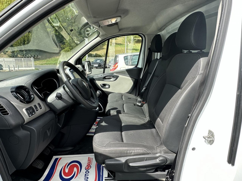 Photo 9 de l'offre de RENAULT TRAFIC L1H1 1.6 ENERGY DCI - 125 CONFORT GPS   CLIM   TVA RECUPERABLE à 19490€ chez Triplo auto