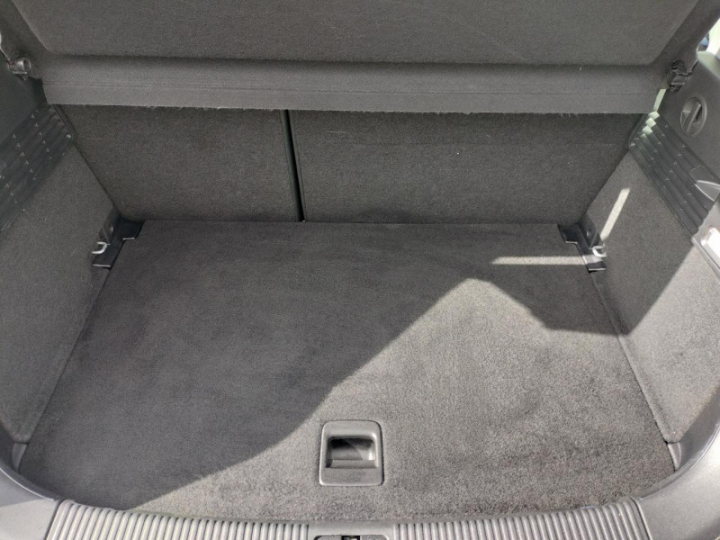 Photo 6 de l'offre de AUDI A1 1.6 TDI DPF - 90 - START/STOP ATTRACTION CLIM à 12490€ chez Triplo auto