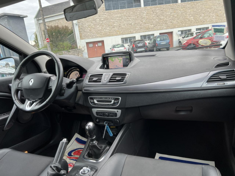 Photo 31 de l'offre de RENAULT MEGANE ESTATE 1.5 ENERGY DCI - 110 BUSINESS GPS   RADAR AR à 8990€ chez Triplo auto