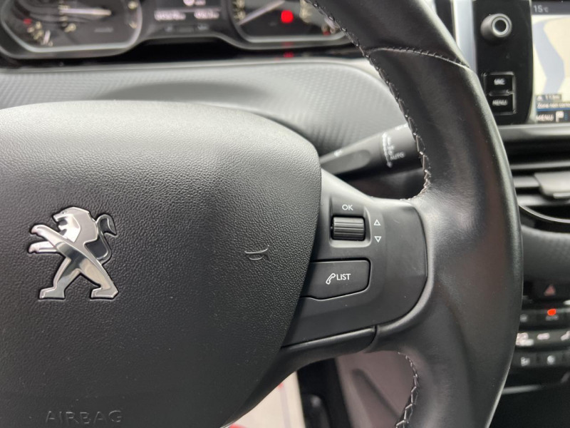 Photo 48 de l'offre de PEUGEOT 208 1.2I PURETECH S&S 110 TECH EDITION GPS CAMERA à 14990€ chez Triplo auto
