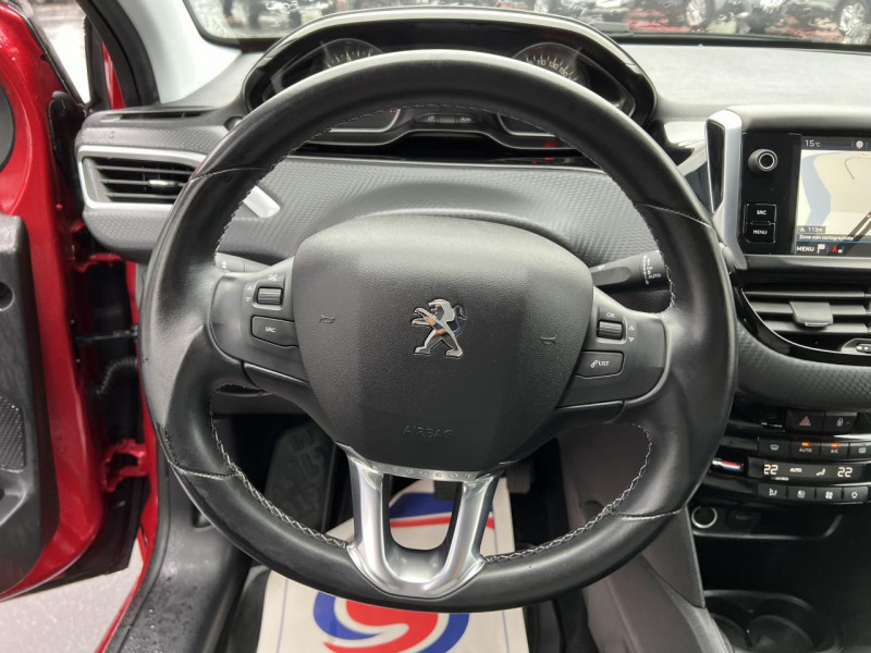 Photo 46 de l'offre de PEUGEOT 208 1.2I PURETECH S&S 110 TECH EDITION GPS CAMERA à 14990€ chez Triplo auto