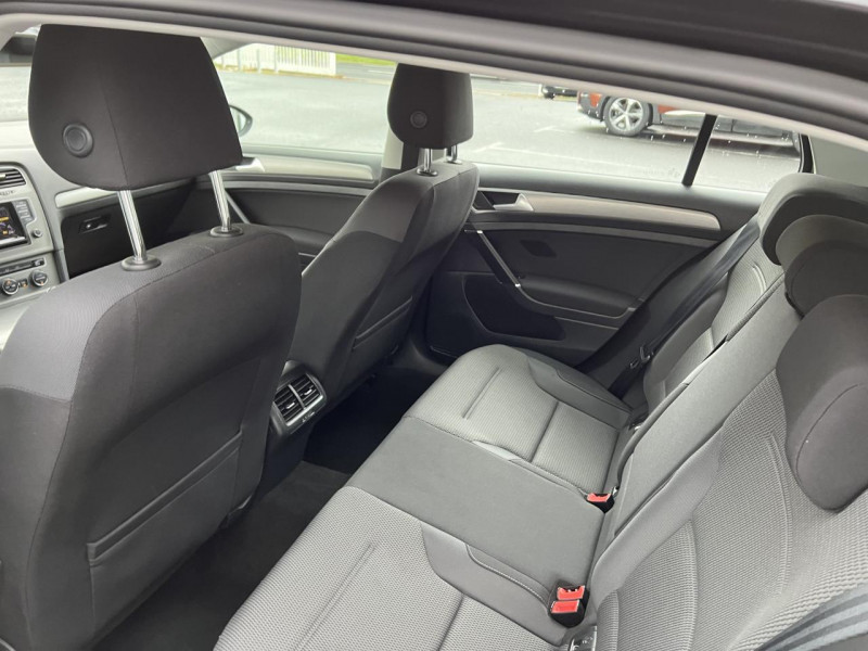 Photo 26 de l'offre de VOLKSWAGEN GOLF 1.6 TDI FAP BLUEMOTION - 105 CONFORTLINE GPS   RADAR AR   CLIM à 13990€ chez Triplo auto