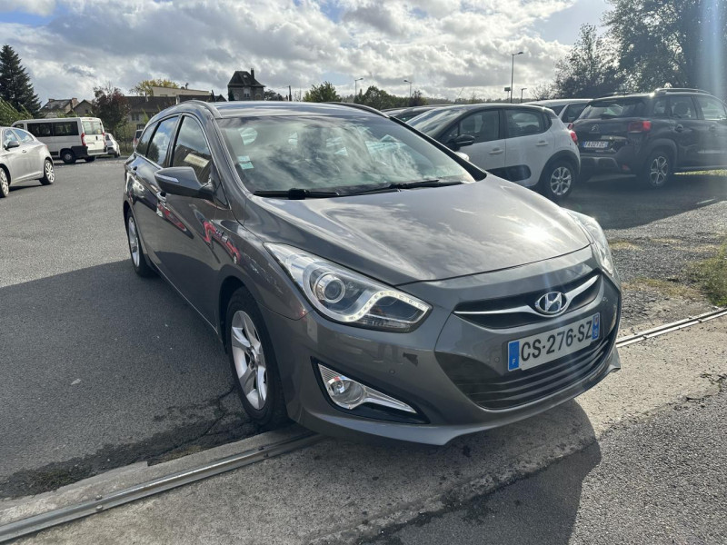 Photo 24 de l'offre de HYUNDAI I40 1.7 CRDI FAP - 115 PACK SENSATION GPS   CLIM   ATTELAGE à 8990€ chez Triplo auto