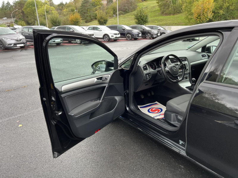 Photo 28 de l'offre de VOLKSWAGEN GOLF 1.6 TDI FAP BLUEMOTION - 105 CONFORTLINE GPS   RADAR AR   CLIM à 13990€ chez Triplo auto