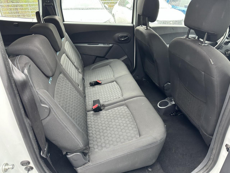 Photo 14 de l'offre de DACIA LODGY 1.2 TCE - 115 7PL STEPWAY GPS   CLIM à 11990€ chez Triplo auto