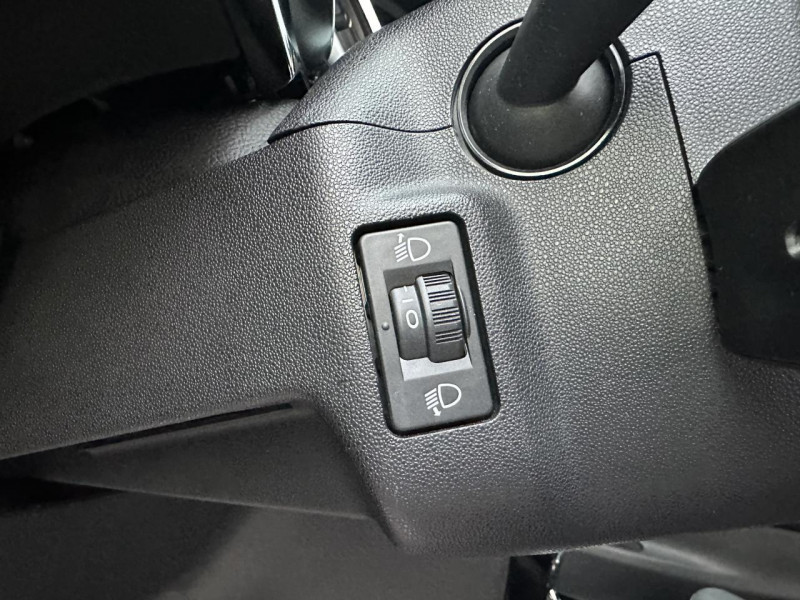 Photo 39 de l'offre de DS DS3 1.6 BLUEHDI S&S - 100 SO CHIC GPS   CLIM à 14990€ chez Triplo auto