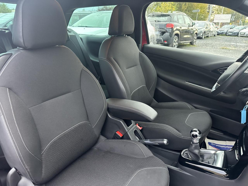 Photo 12 de l'offre de DS DS3 1.6 BLUEHDI S&S - 100 SO CHIC GPS   CLIM à 14990€ chez Triplo auto