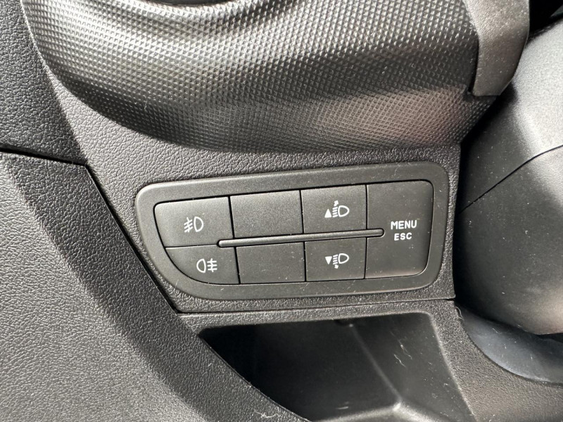 Photo 23 de l'offre de PEUGEOT BIPPER 1.3 HDI FAP - 75 TEPEE STYLE   ATTELAGE   CLIM à 10990€ chez Triplo auto