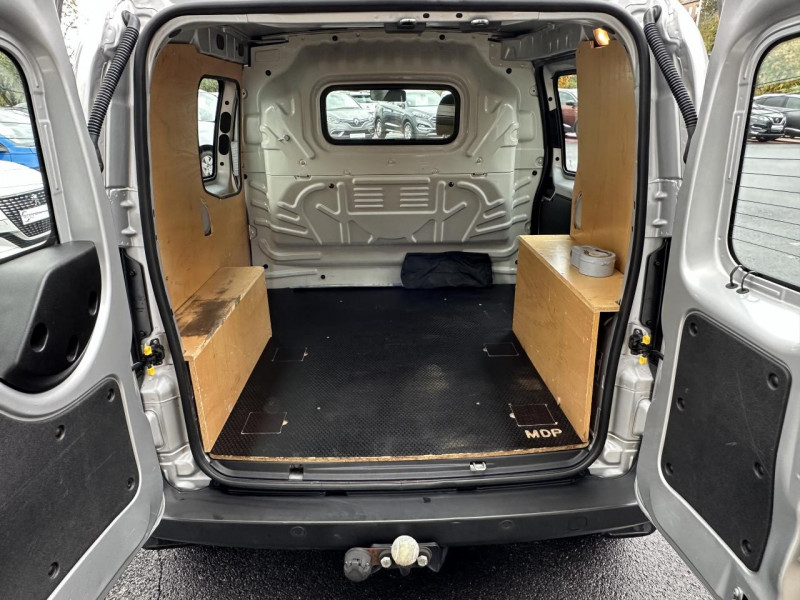 Photo 12 de l'offre de PEUGEOT BIPPER 1.3 HDI FAP - 75 TEPEE STYLE   ATTELAGE   CLIM à 10990€ chez Triplo auto