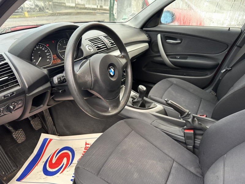 Photo 14 de l'offre de BMW SERIE 1 118D - 143 PREMIèRE SUIVI COMPLET BMW   CLIM à 8490€ chez Triplo auto
