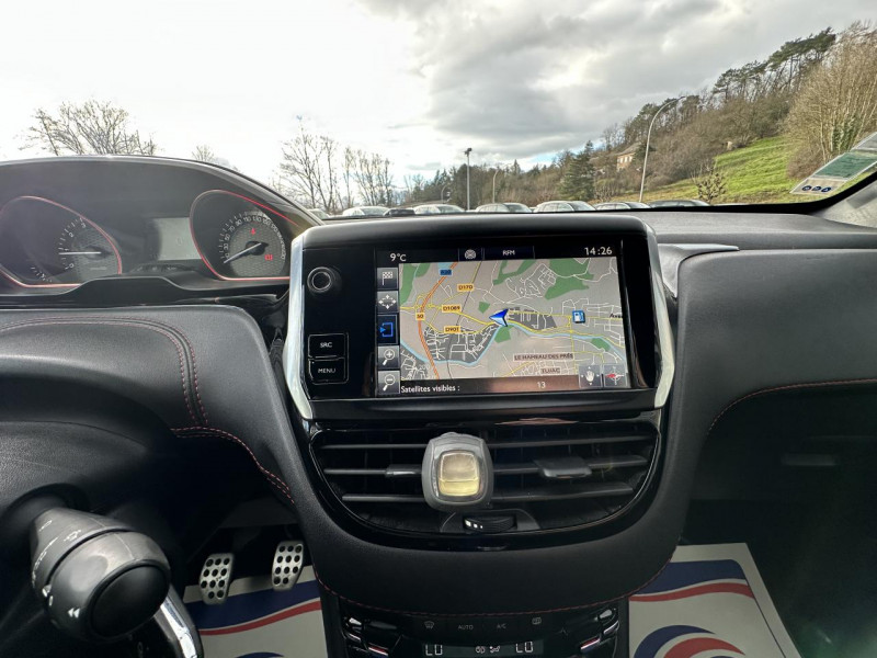 Photo 16 de l'offre de PEUGEOT 208 1.6 THP S&S - GTI GPS   CLIM à 13990€ chez Triplo auto