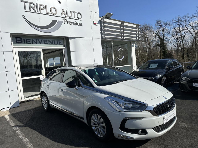 Ds DS 5 1.6 BLUEHDI - 120 SO CHIC GPS   CAMERA AR   CLIM DIESEL BLANC Occasion à vendre