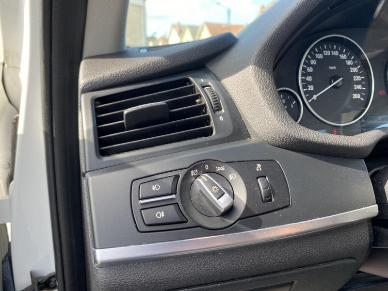 Photo 25 de l'offre de BMW X3 XDRIVE 20D - BVA EXCLUSIVE GPS   CLIM à 13990€ chez Triplo auto